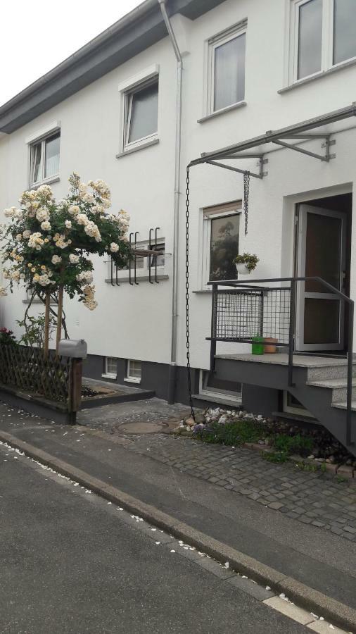 Apartament Zimmer Frei Wiesbaden Zewnętrze zdjęcie
